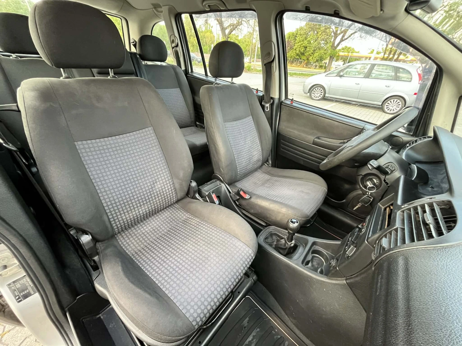 Opel Zafira 1, 6 Фабричен Метан, снимка 10 - Автомобили и джипове - 54416967
