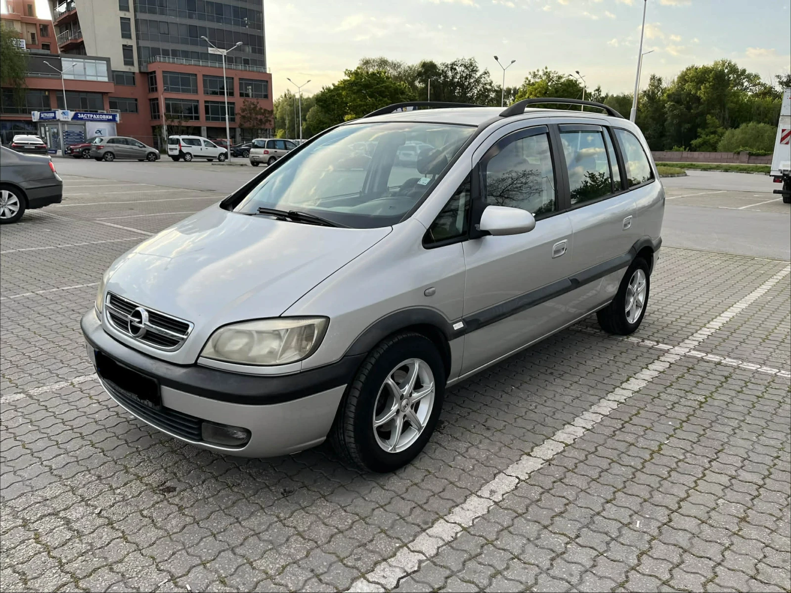 Opel Zafira 1, 6 Фабричен Метан, снимка 4 - Автомобили и джипове - 54416967