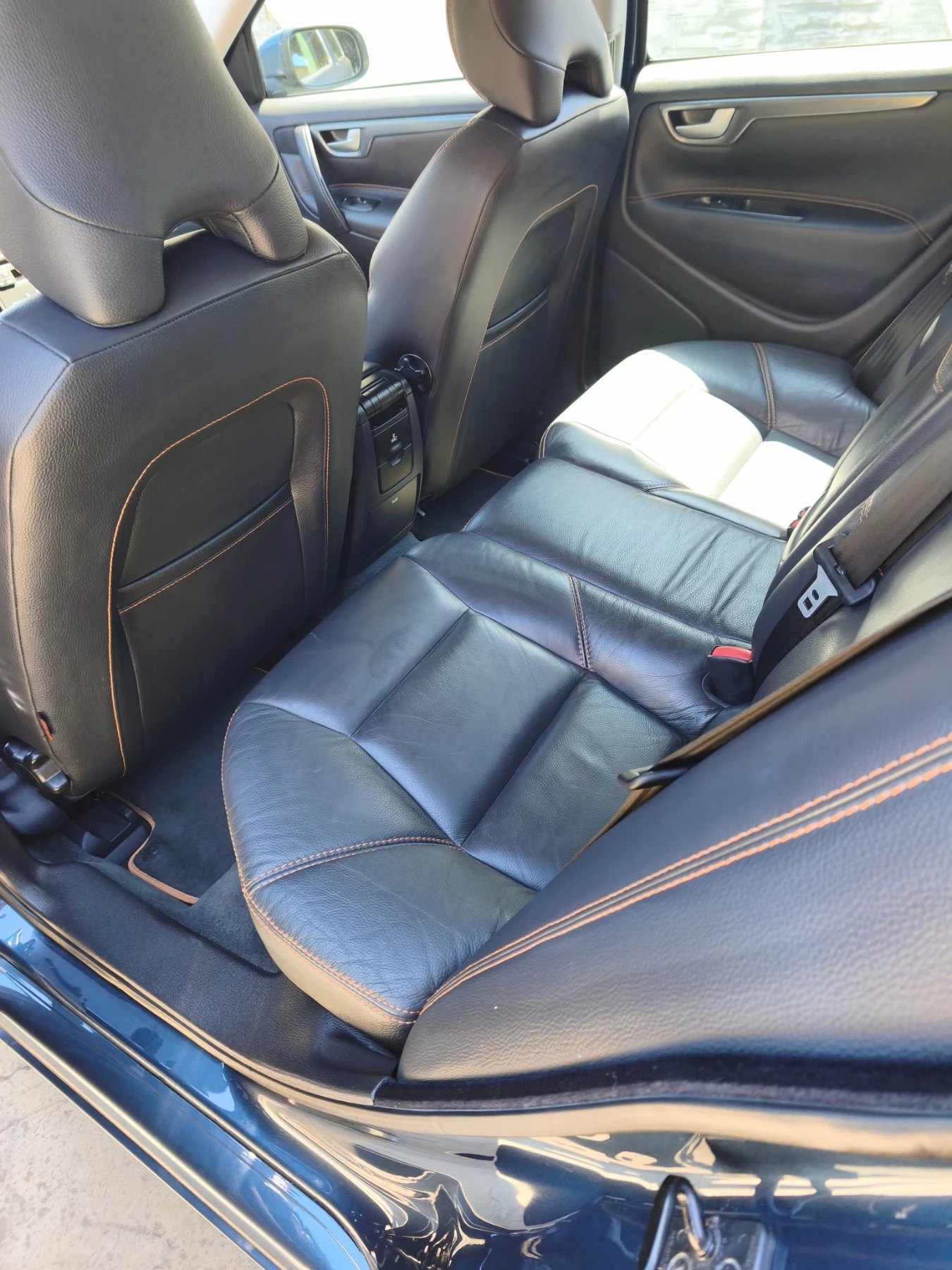 Volvo S60 2.4 бензин 140 к.с.Закупен от България Мото фое , снимка 7 - Автомобили и джипове - 54571116