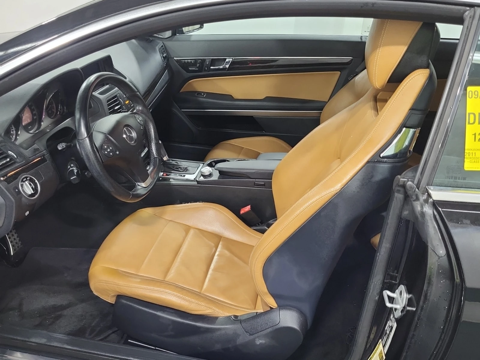 Mercedes-Benz E 350 4MATIC* HARMAN/KARDON* ПОДГРЕВ* KEYLESS* , снимка 5 - Автомобили и джипове - 56121213