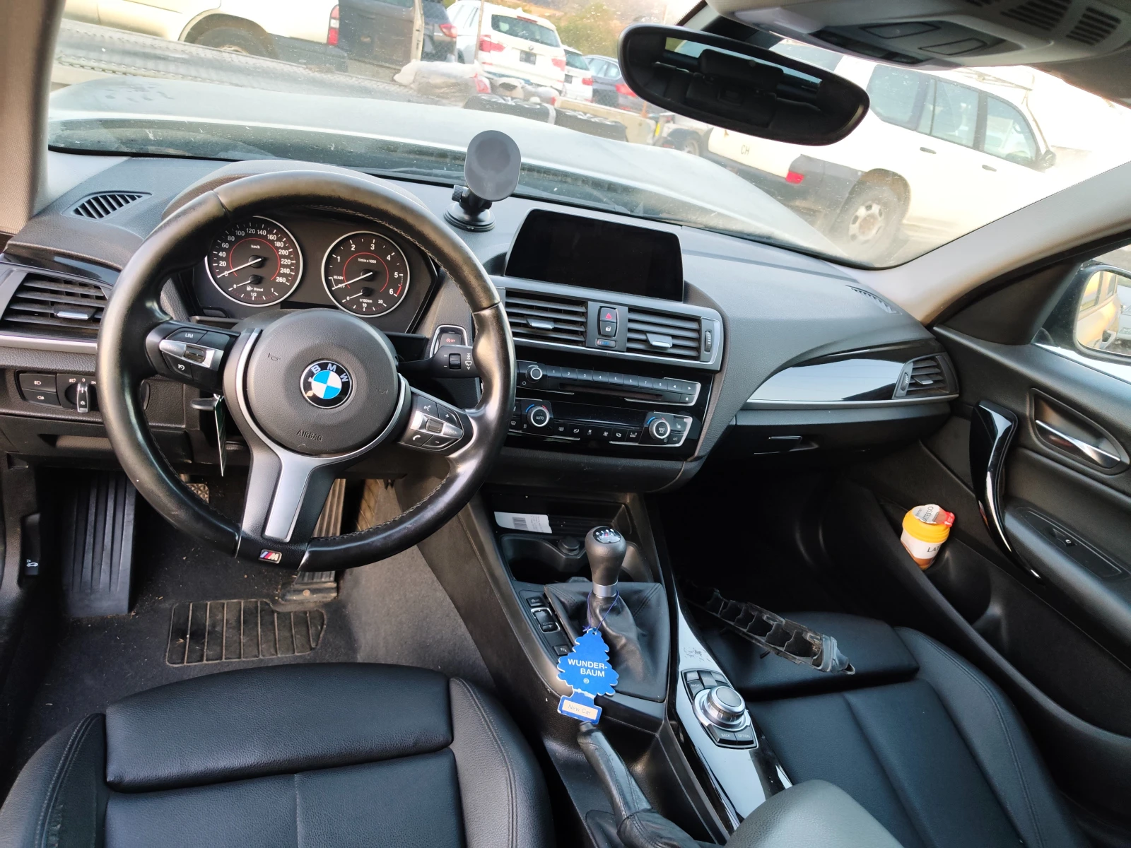 BMW 118 118d xDrive на части, снимка 8 - Автомобили и джипове - 56135385