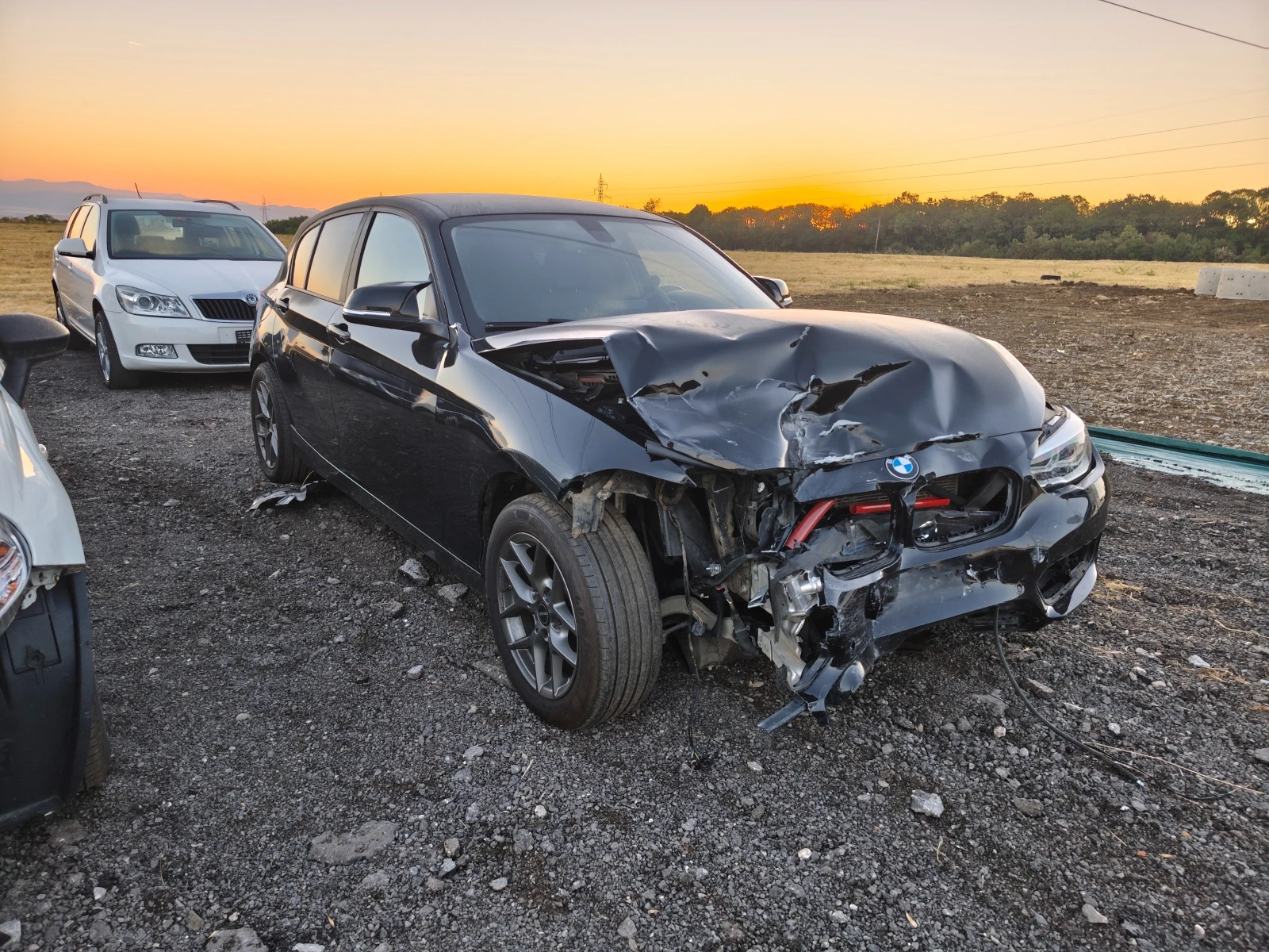 BMW 118 118d xDrive на части, снимка 5 - Автомобили и джипове - 56135385