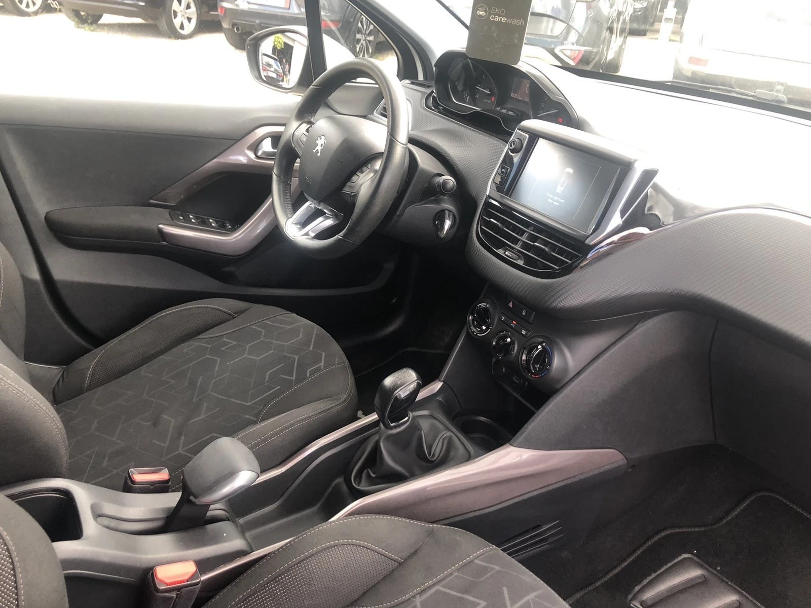 Peugeot 2008, снимка 9 - Автомобили и джипове - 56188686