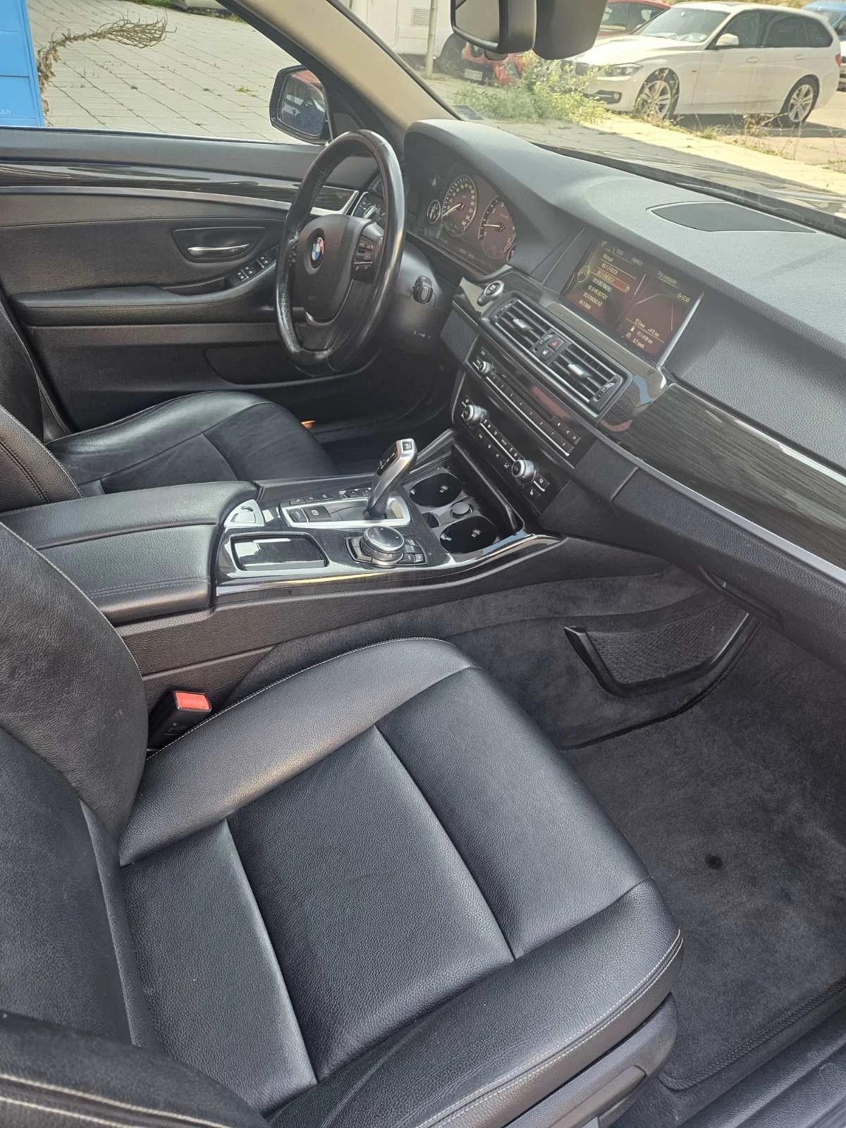 BMW 528 ix, снимка 11 - Автомобили и джипове - 56275265