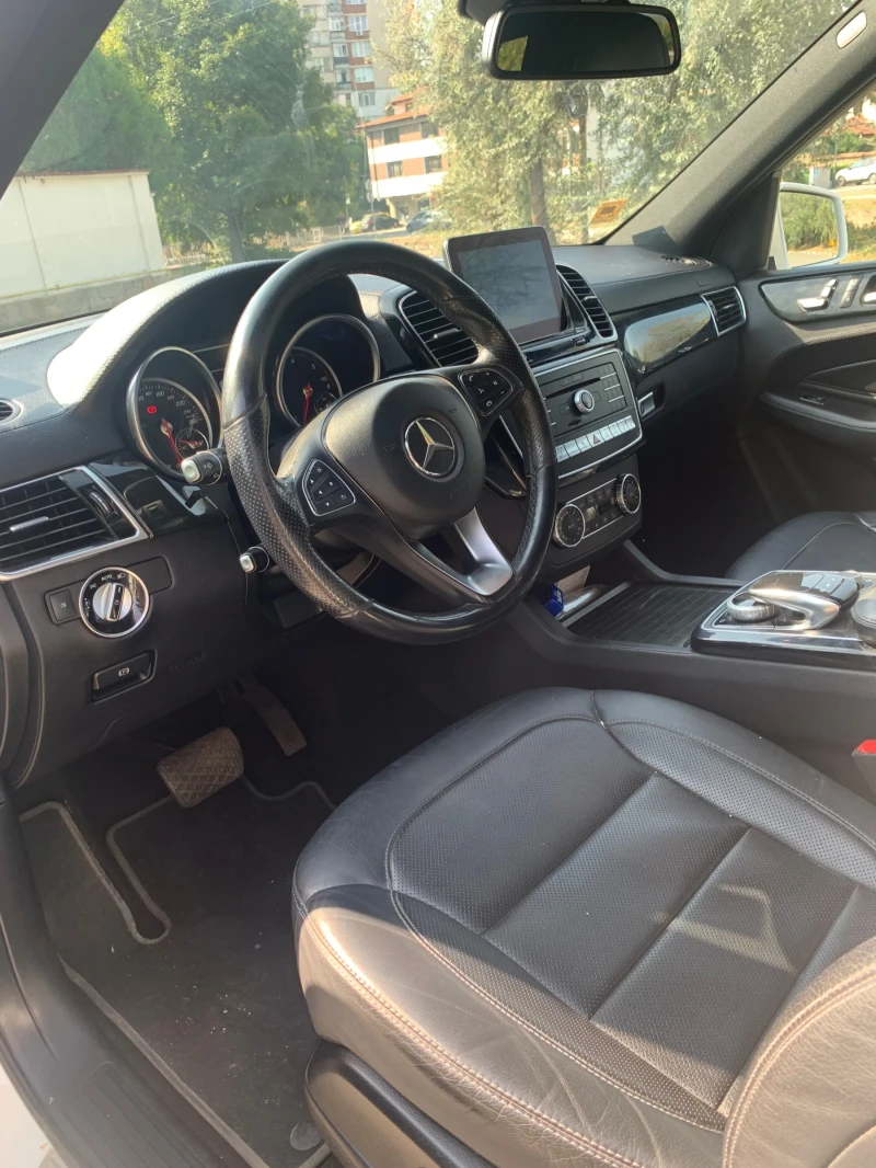 Mercedes-Benz GLE 350, снимка 6 - Автомобили и джипове - 47247640