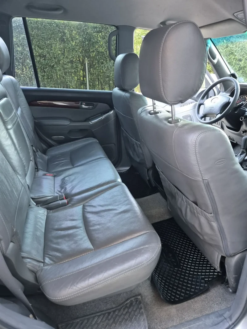 Toyota Land cruiser 3.0 D4D 166 к.с. Автомат 4х4, снимка 10 - Автомобили и джипове - 49517561