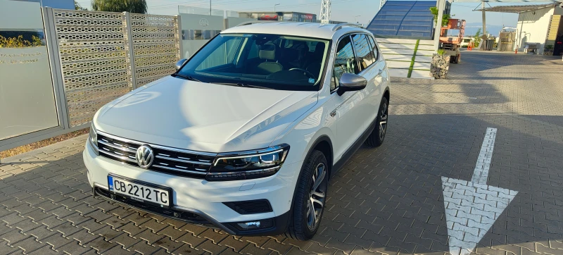 VW Tiguan Allspace Highline 240hp DynAudio Webasto, снимка 4 - Автомобили и джипове - 48847031