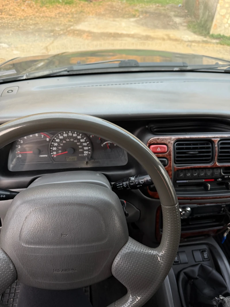 Suzuki Grand vitara, снимка 7 - Автомобили и джипове - 51637190