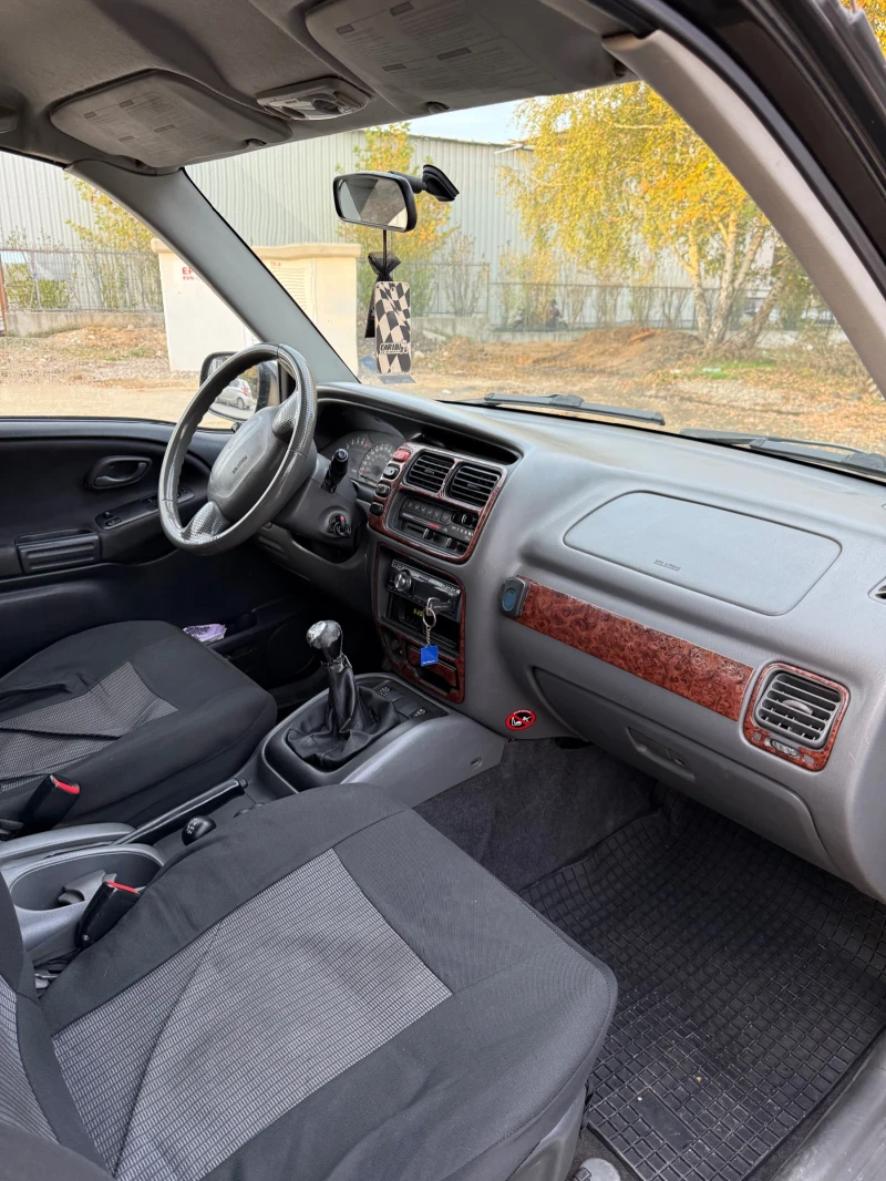 Suzuki Grand vitara, снимка 13 - Автомобили и джипове - 51637190