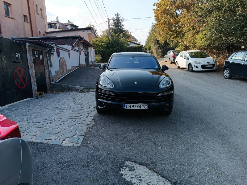 Porsche Cayenne 3.0 D, снимка 2 - Автомобили и джипове - 52079215