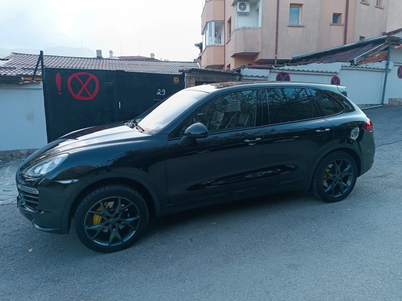 Porsche Cayenne 3.0 D, снимка 6 - Автомобили и джипове - 52079215