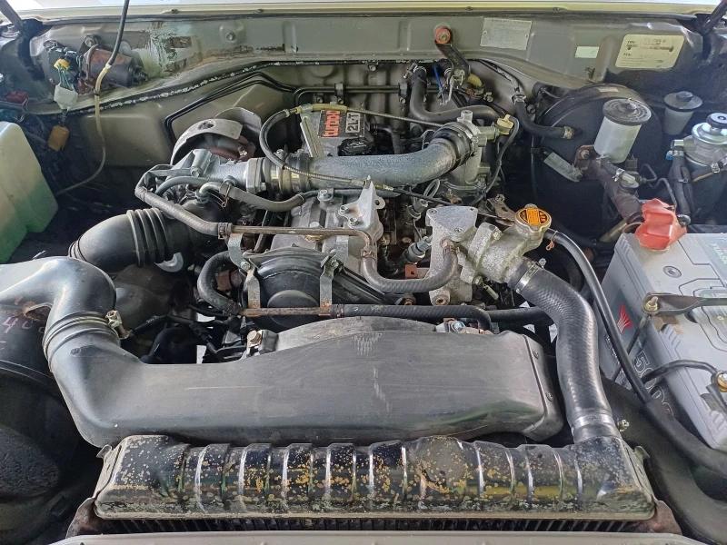 Toyota Land cruiser 2.5/86, снимка 11 - Автомобили и джипове - 52513903