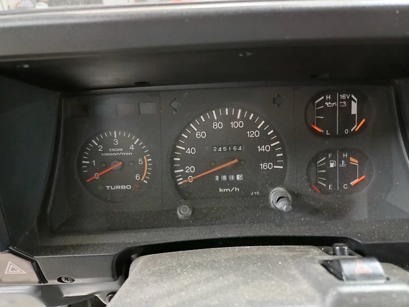 Toyota Land cruiser 2.5/86, снимка 9 - Автомобили и джипове - 52513903