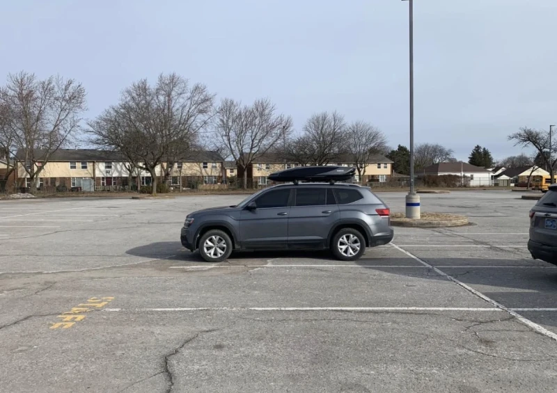 VW Atlas ПОДГРЕВ * * 7 МЕСТА * * CARFAX * * АВТО КРЕДИТ * *, снимка 4 - Автомобили и джипове - 53128173