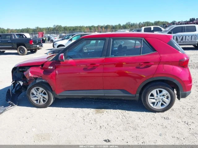 Hyundai Venue SE - изображение 3