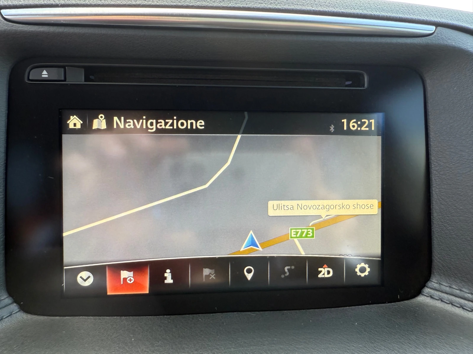 Mazda CX-5 2.2 AUT. 4x4 REVOLUTION ШВЕЙЦАРИЯ - изображение 9