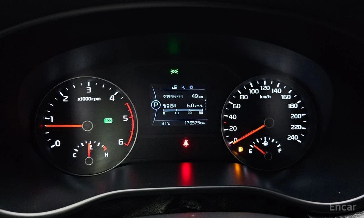 Kia Sportage, снимка 8 - Автомобили и джипове - 53864889