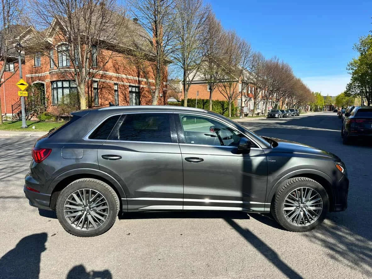 Audi Q3 * Technik S-line * DISRONIC* 360КАМЕРИ* AMBIENTNO*, снимка 3 - Автомобили и джипове - 54572207