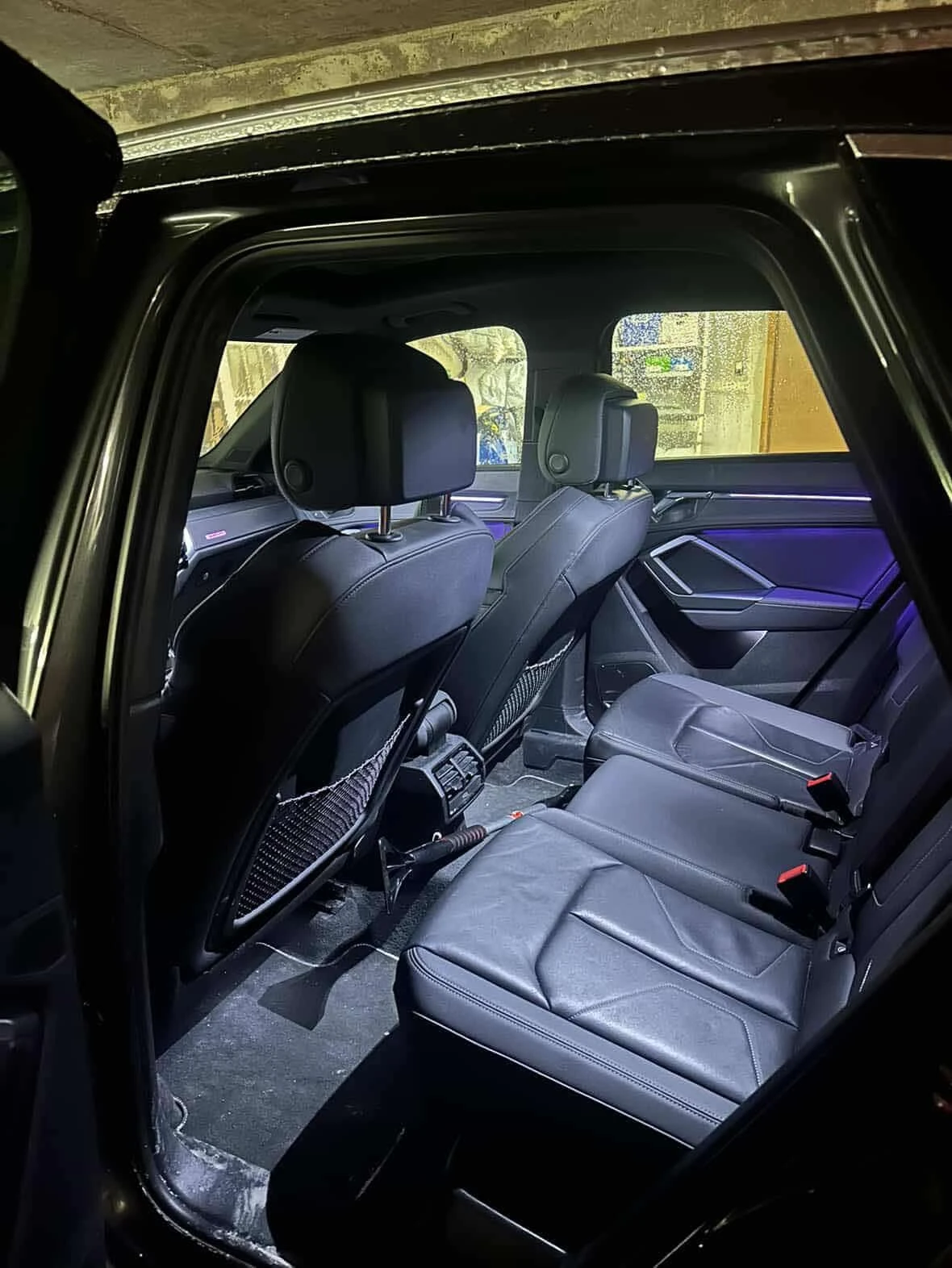 Audi Q3 * Technik S-line * DISRONIC* 360КАМЕРИ* AMBIENTNO*, снимка 10 - Автомобили и джипове - 54572207