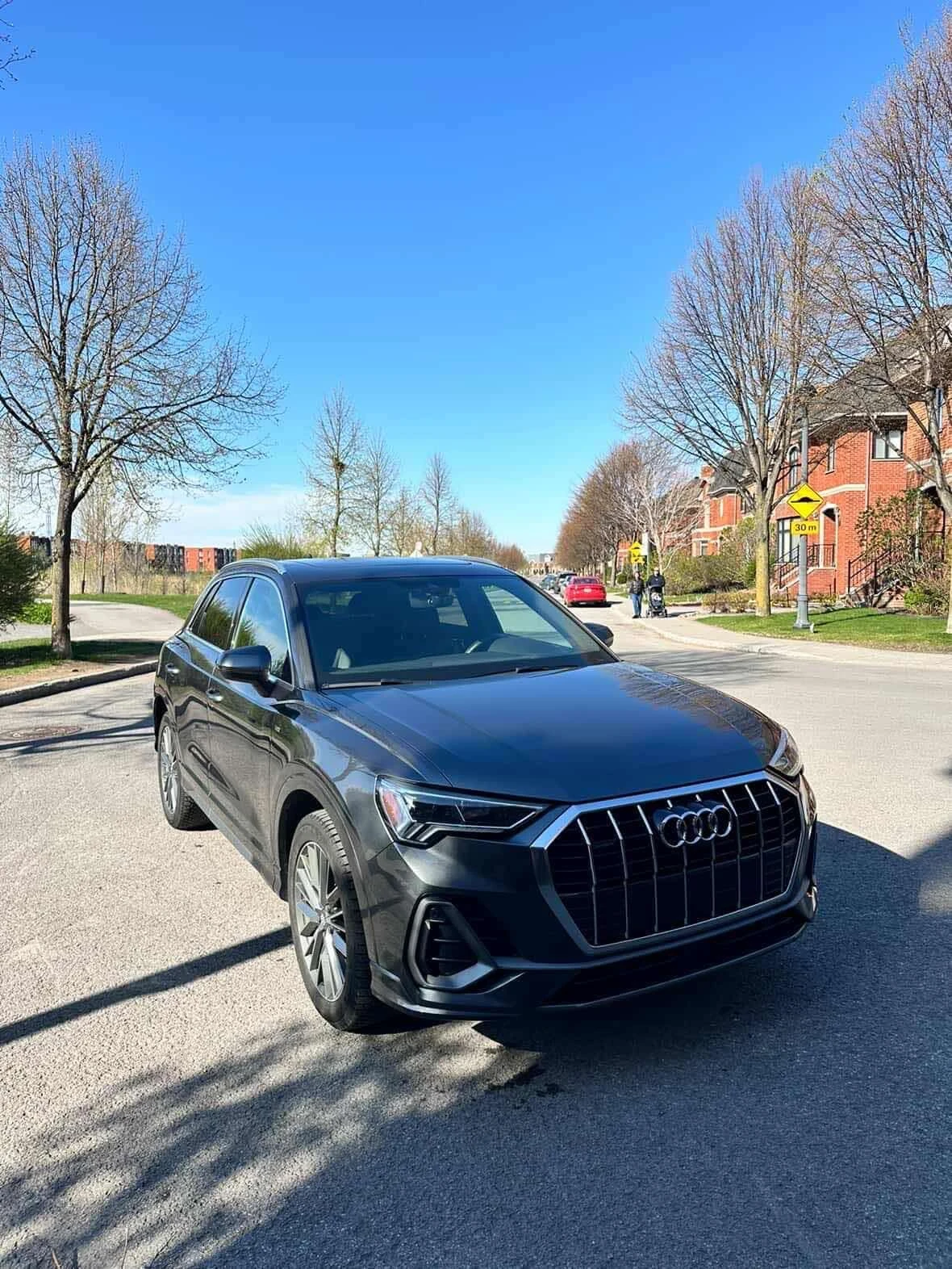 Audi Q3 * Technik S-line * DISRONIC* 360КАМЕРИ* AMBIENTNO*, снимка 6 - Автомобили и джипове - 54572207