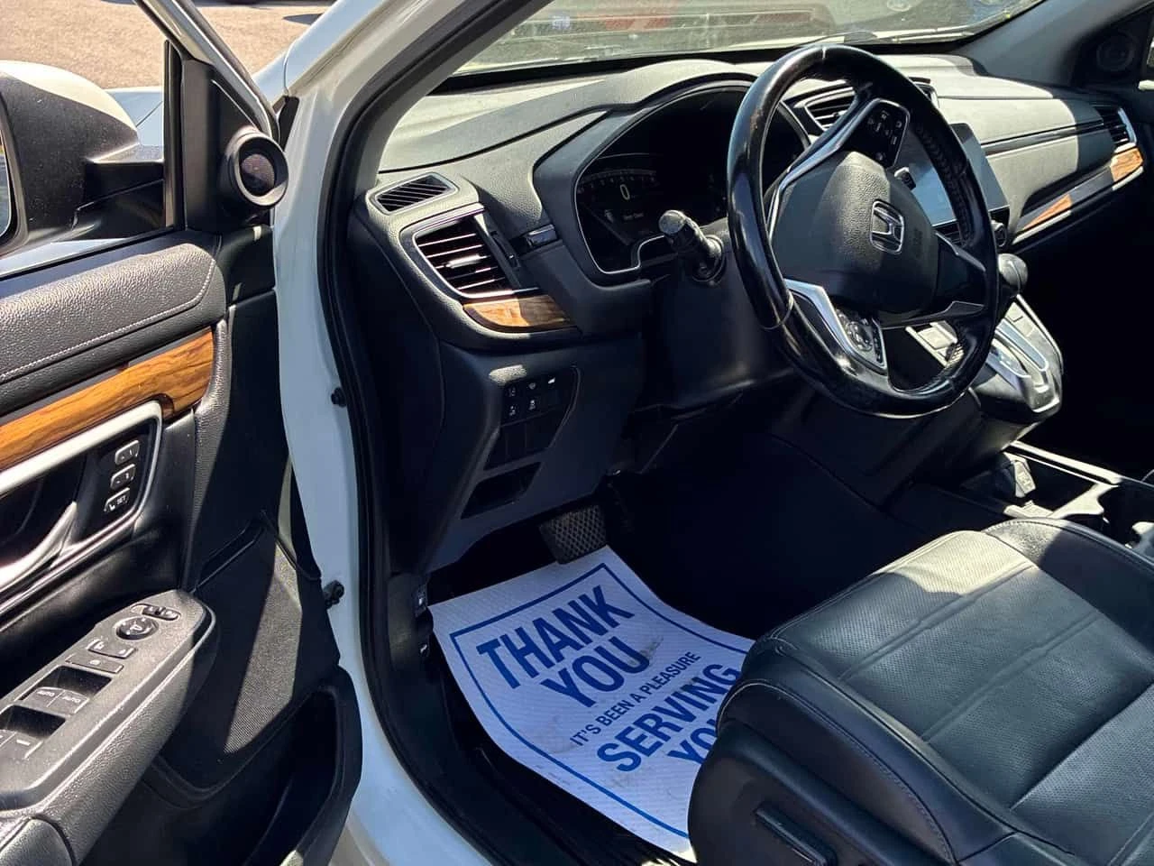 Honda Cr-v * Touring * АВТОКРЕДИТ БЕЗ ПЪРВОНАЧАЛНА ВНОСКА* , снимка 5 - Автомобили и джипове - 54807591