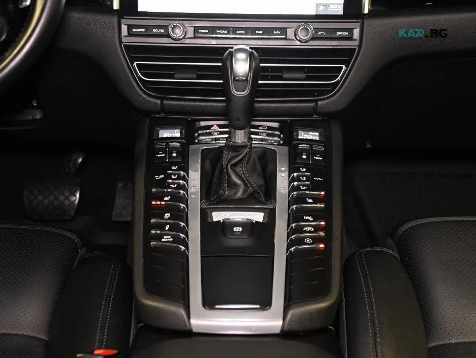Porsche Macan ACC * 360 * АвтоКредит * (ЦЕНА ДО БГ), снимка 16 - Автомобили и джипове - 56075057
