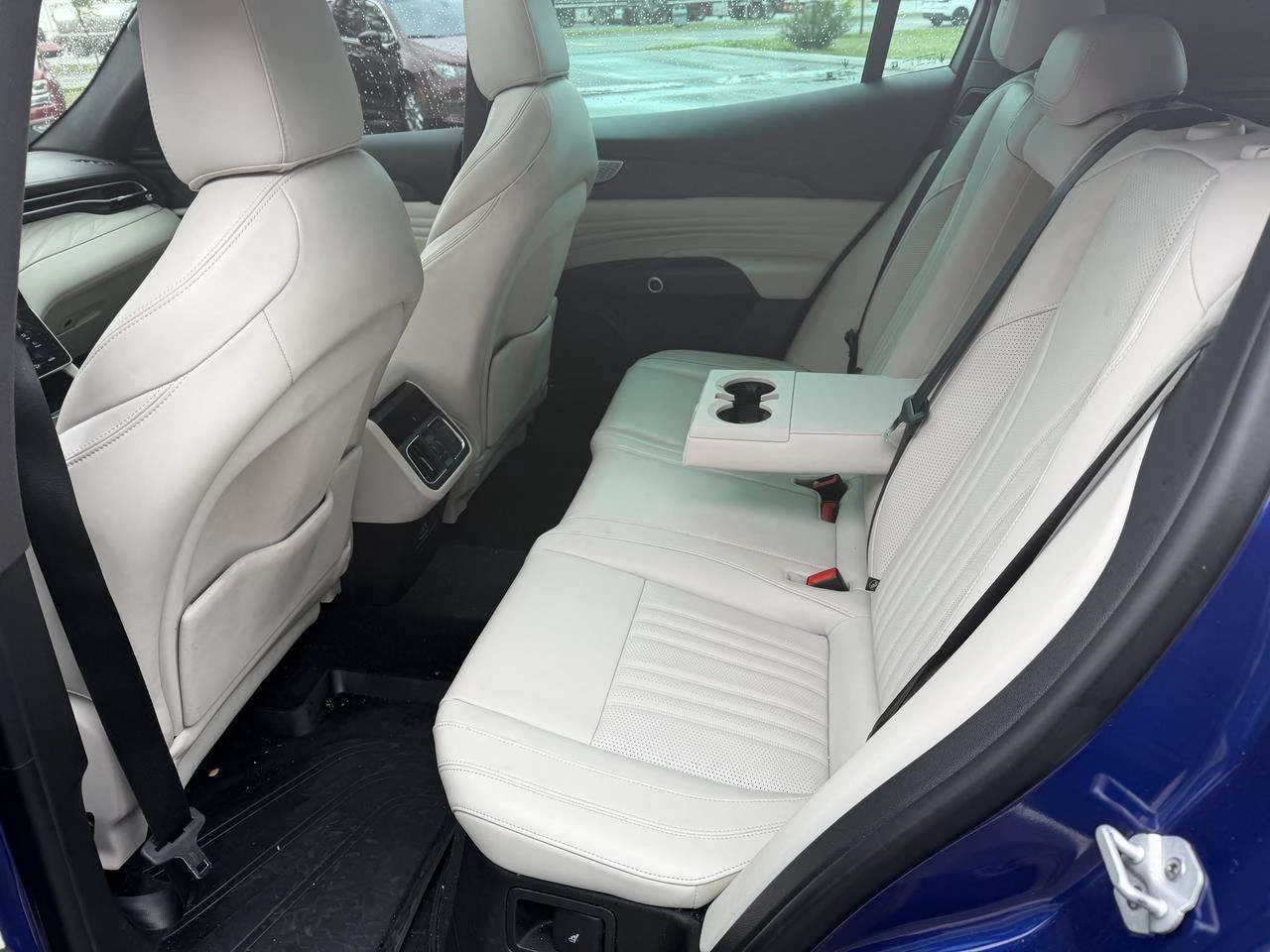 Maserati Grecale MODENA AWD LEATHER PAN/ROOF NAV B/SPOT CAMERA | Mobile.bg � ����������� 17