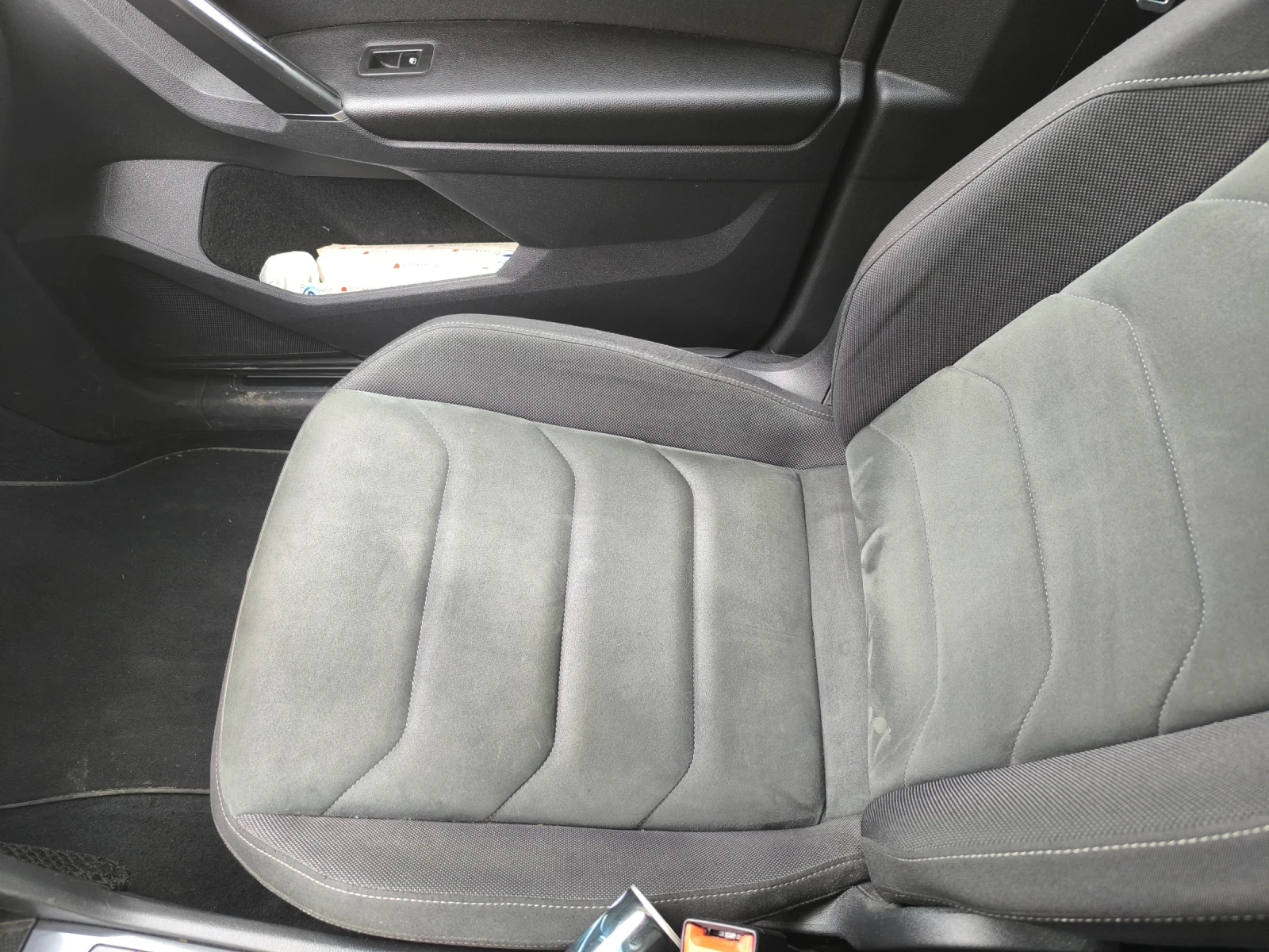 VW Tiguan, снимка 7 - Автомобили и джипове - 56657916