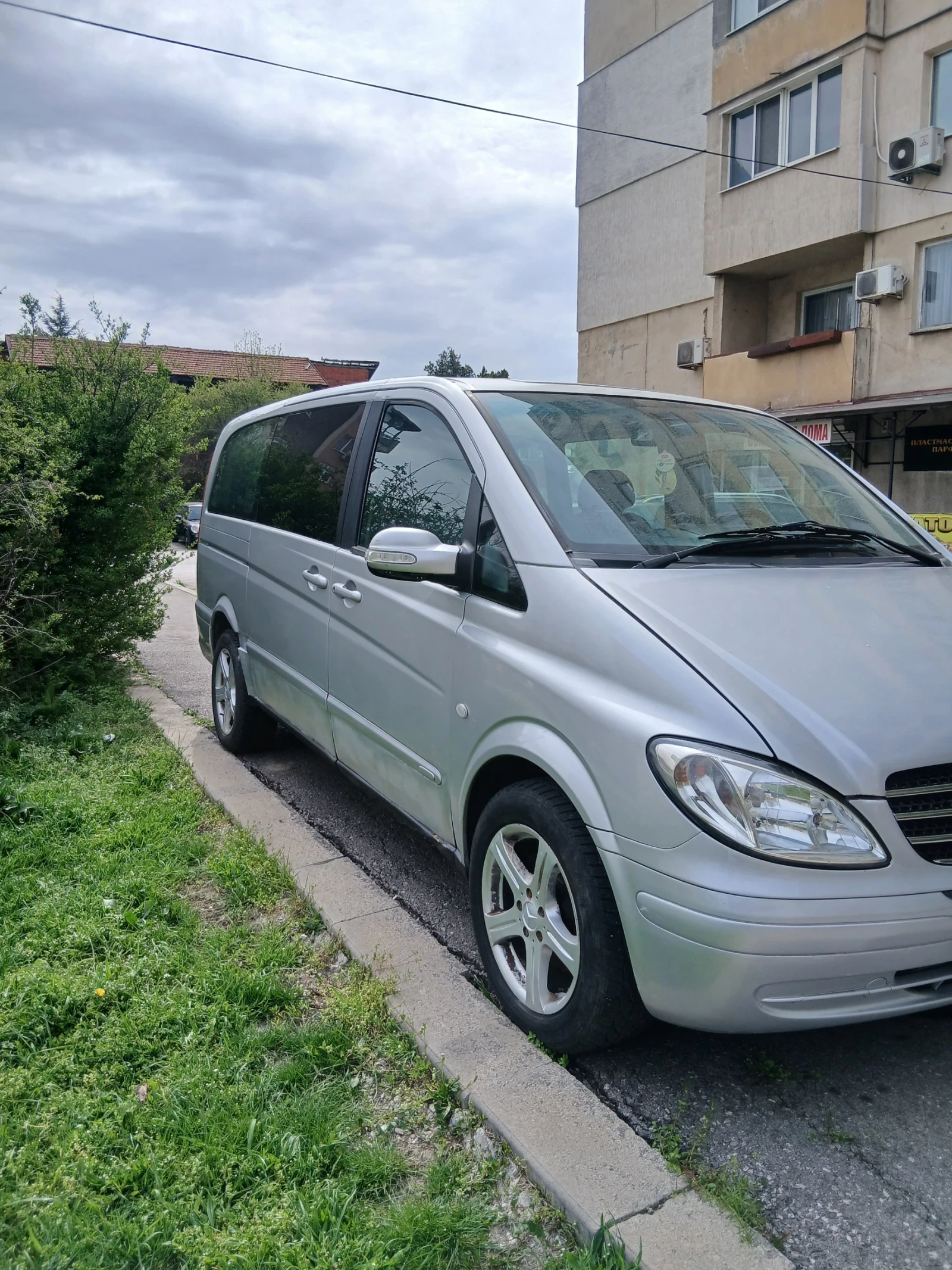 Mercedes-Benz Viano, снимка 9 - Бусове и автобуси - 54217587