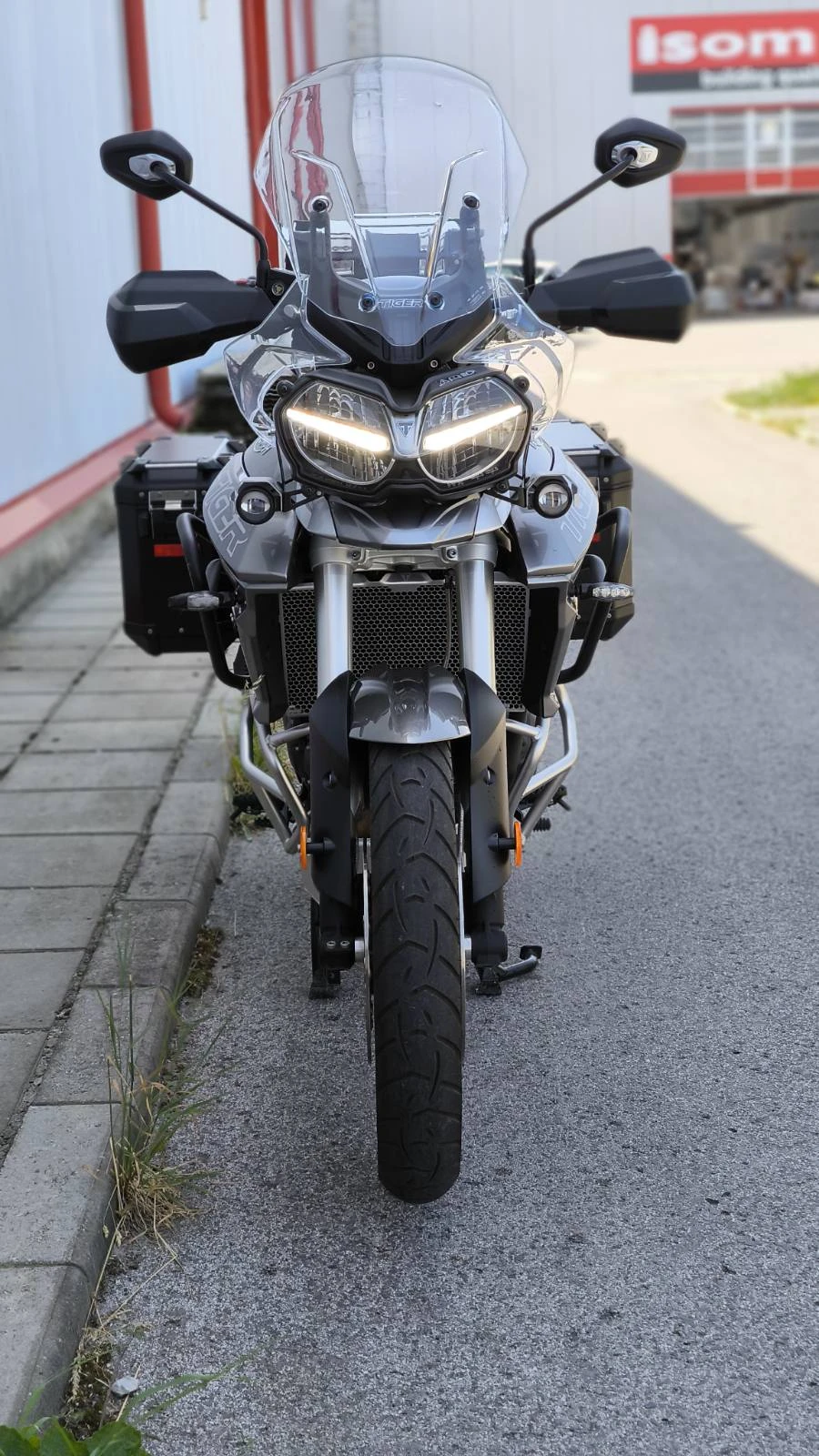 Triumph Tiger 800 XRt - изображение 8