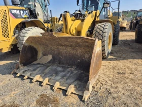 Челен товарач Caterpillar 950GC, снимка 2