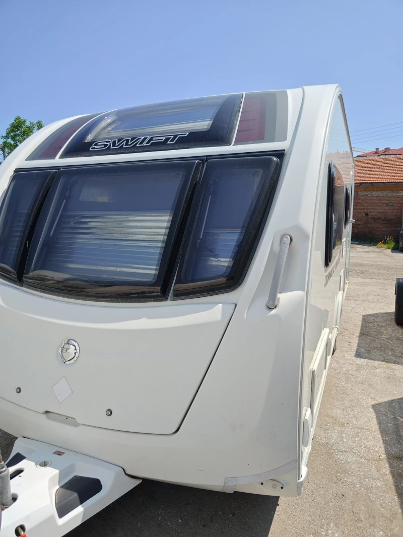 Каравана Swift Corniche 17/4