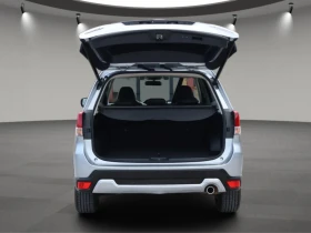 Subaru Forester 2.0i/4x4/E-BOXER/PREMIUM/Европейски/СВ.ТЕГЛИЧ/, снимка 8