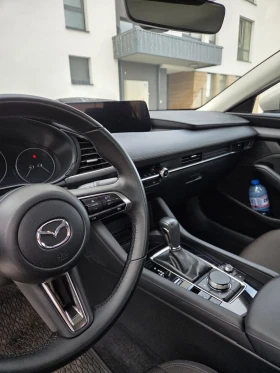 Mazda 3 Skyactiv-e Mild Hybrid, снимка 9
