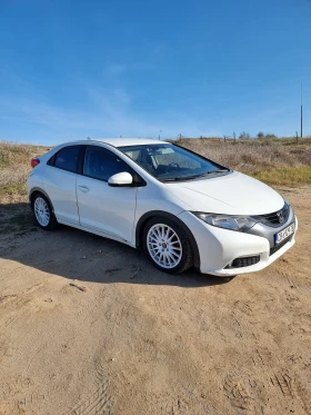 Honda Civic - 10800 лв. - 38576435 | Car24.bg