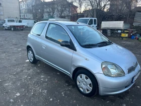 Toyota Yaris 1.0, снимка 1