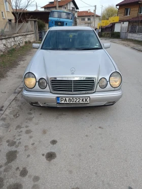 Mercedes-Benz E 250, снимка 1