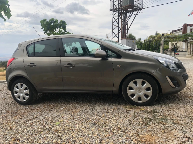 Opel Corsa 1.4 бензин, снимка 3 - Автомобили и джипове - 47085953