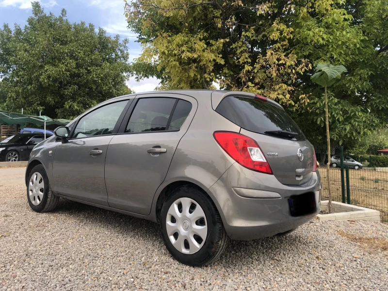 Opel Corsa 1.4 бензин, снимка 5 - Автомобили и джипове - 47085953