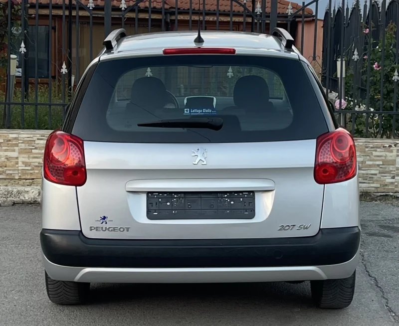 Peugeot 207 SW 1.4i 95 к.с., снимка 5 - Автомобили и джипове - 47466385