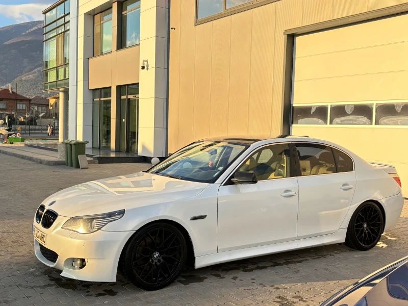 BMW 530 Перла/андроид/обслужена, снимка 1 - Автомобили и джипове - 49348982