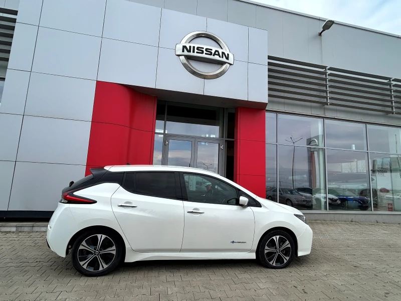 Nissan Leaf  40kwh N-Connecta , снимка 2 - Автомобили и джипове - 49761492