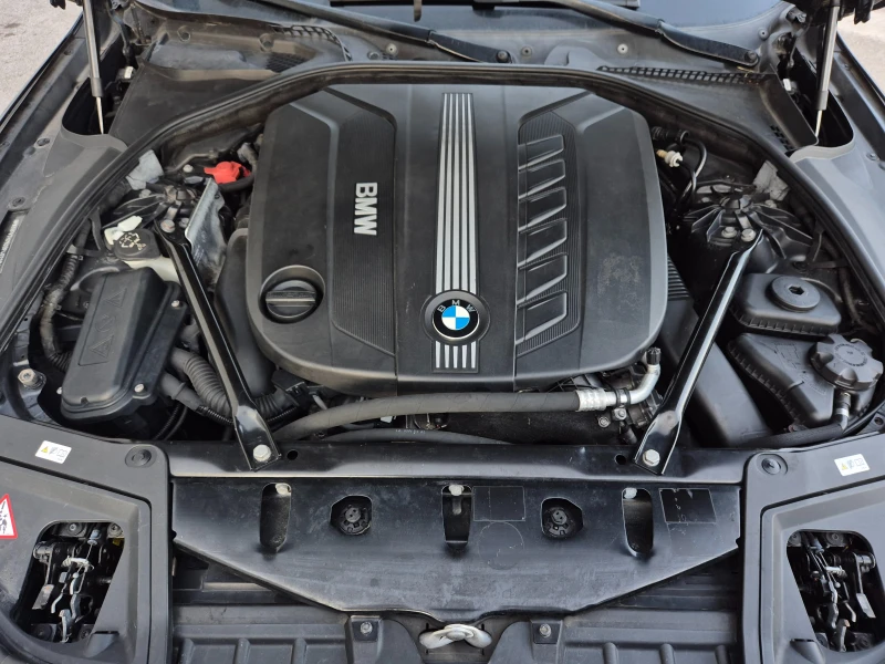 BMW 530 530XD M-Packet , снимка 17 - Автомобили и джипове - 51660975