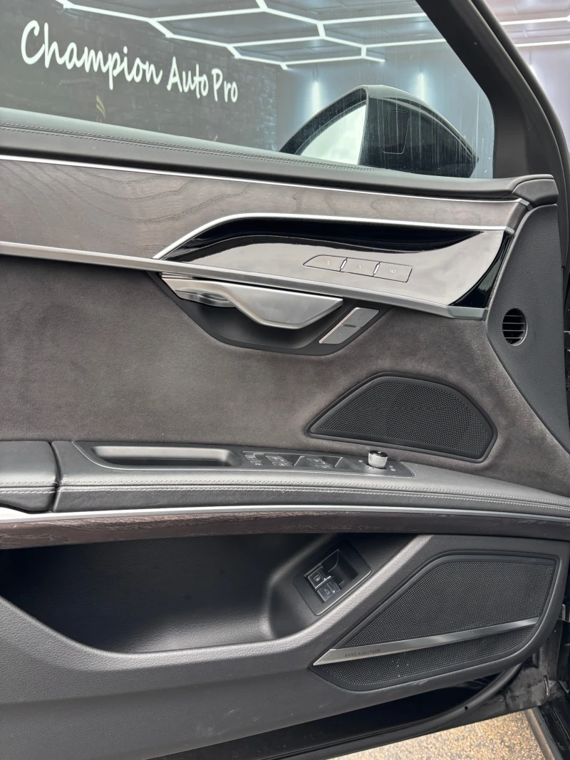 Audi A8 6.0 TFSIe Long Plug-in Hybrid , снимка 12 - Автомобили и джипове - 52074936