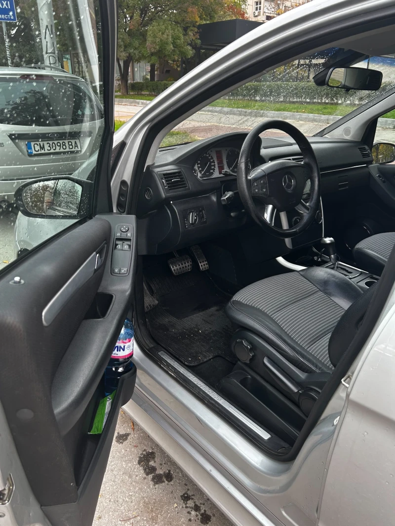 Mercedes-Benz B 200, снимка 2 - Автомобили и джипове - 52575398