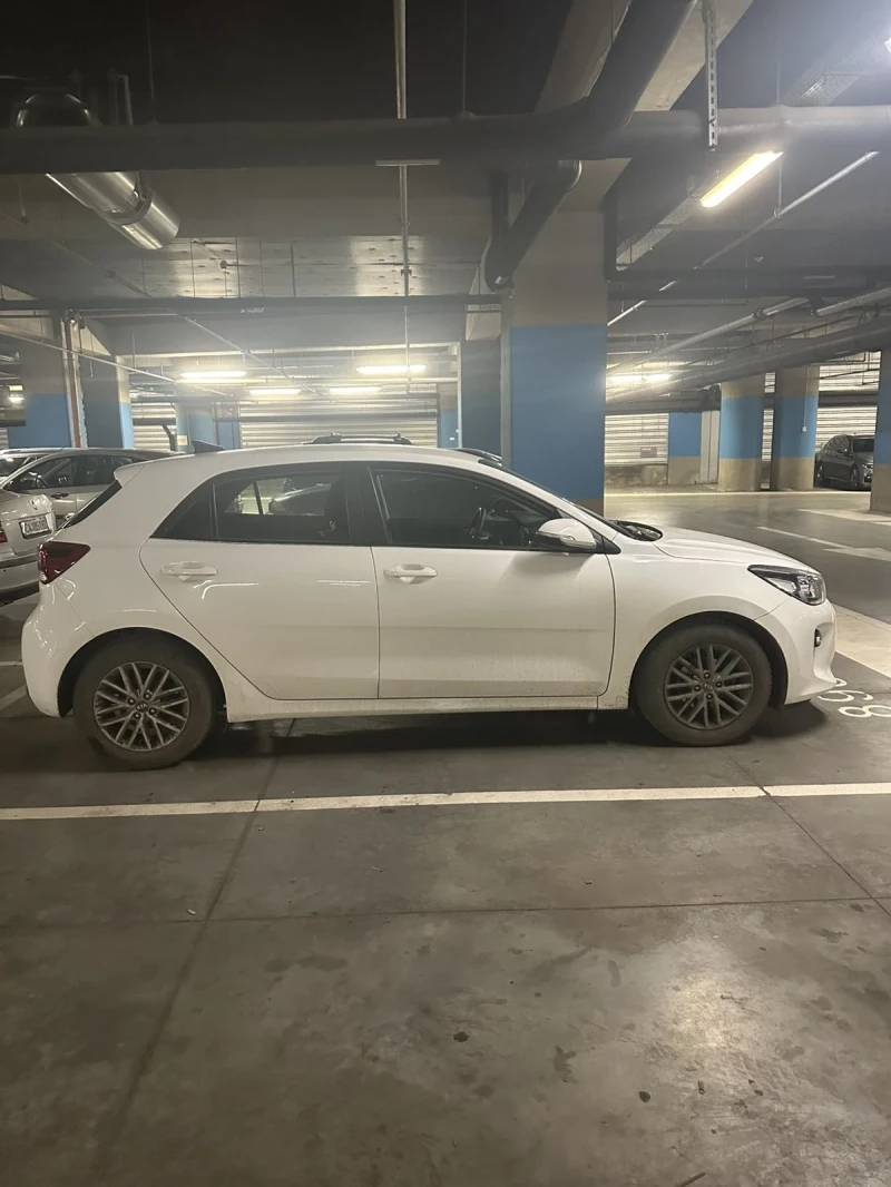 Kia Rio 1, 2 ccvt 84kc, снимка 6 - Автомобили и джипове - 52652267