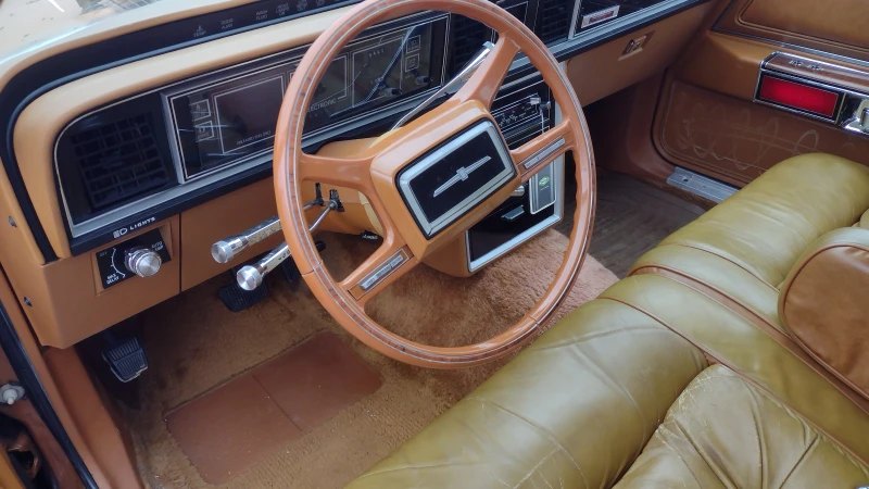 Ford Thunderbird, снимка 8 - Автомобили и джипове - 52695219