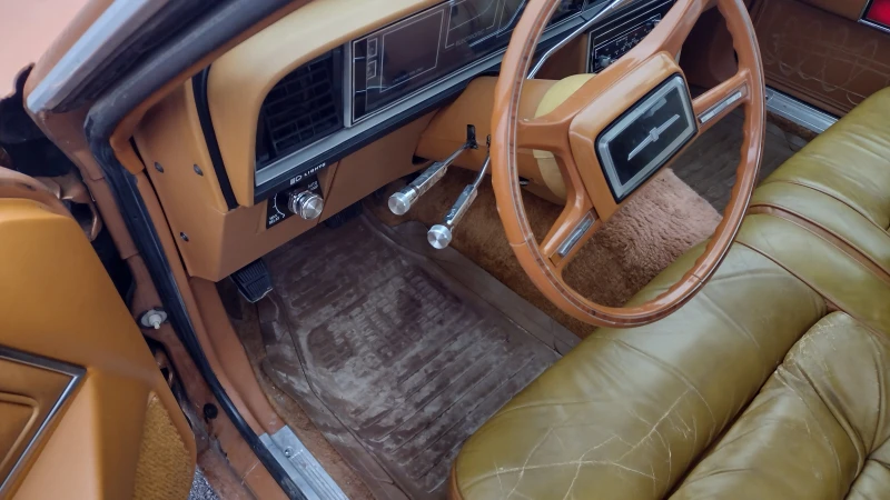 Ford Thunderbird, снимка 11 - Автомобили и джипове - 52695219