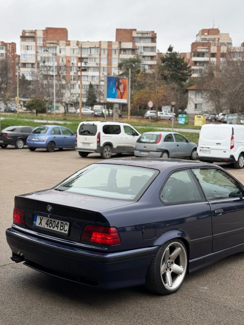 BMW 320, снимка 6 - Автомобили и джипове - 52697750