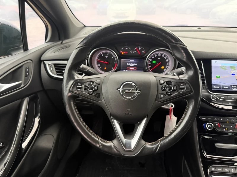 Opel Astra 1.6d/INNOVATION/FULL OPTION/136ps/EURO6, снимка 10 - Автомобили и джипове - 52700185